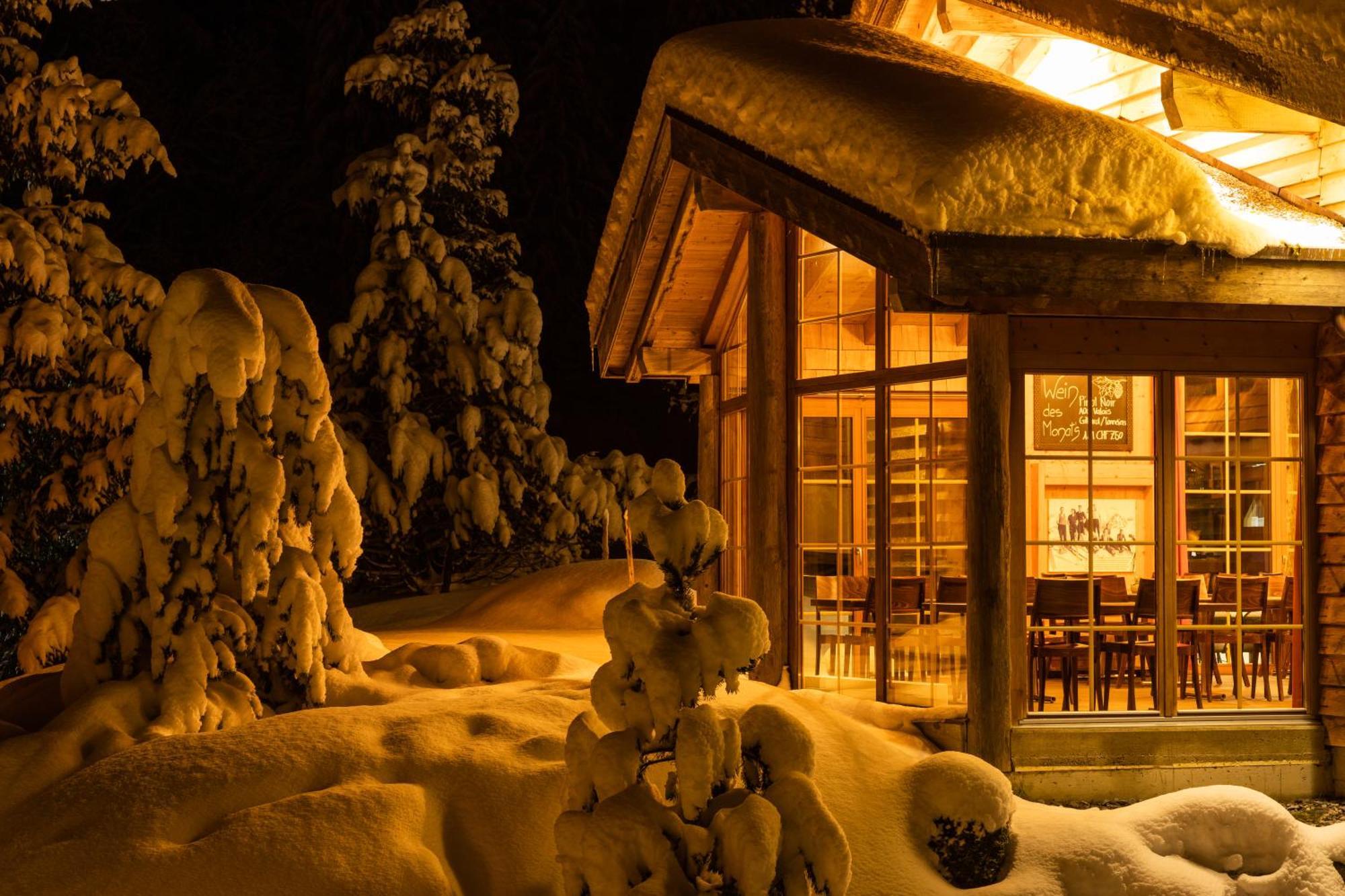 Hüttenhotel Husky Lodge Muotathal Exterior foto
