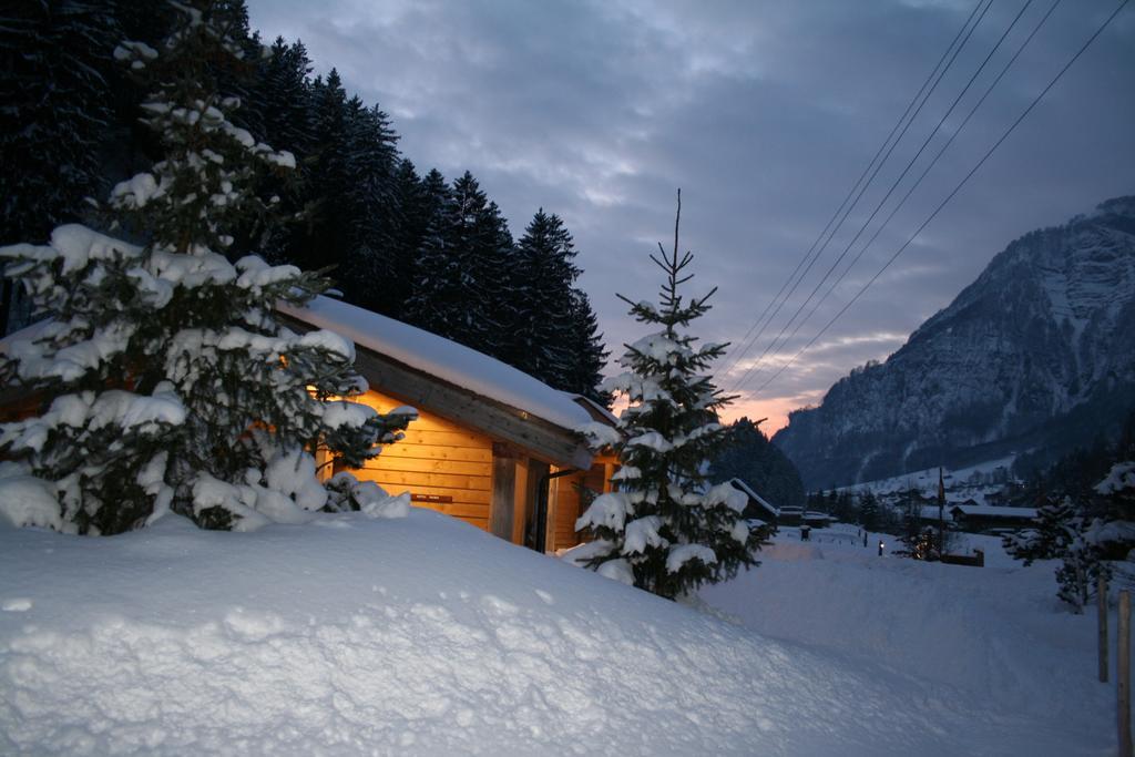 Hüttenhotel Husky Lodge Muotathal Zimmer foto